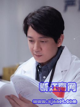 關(guān)在(潘粵明飾演)